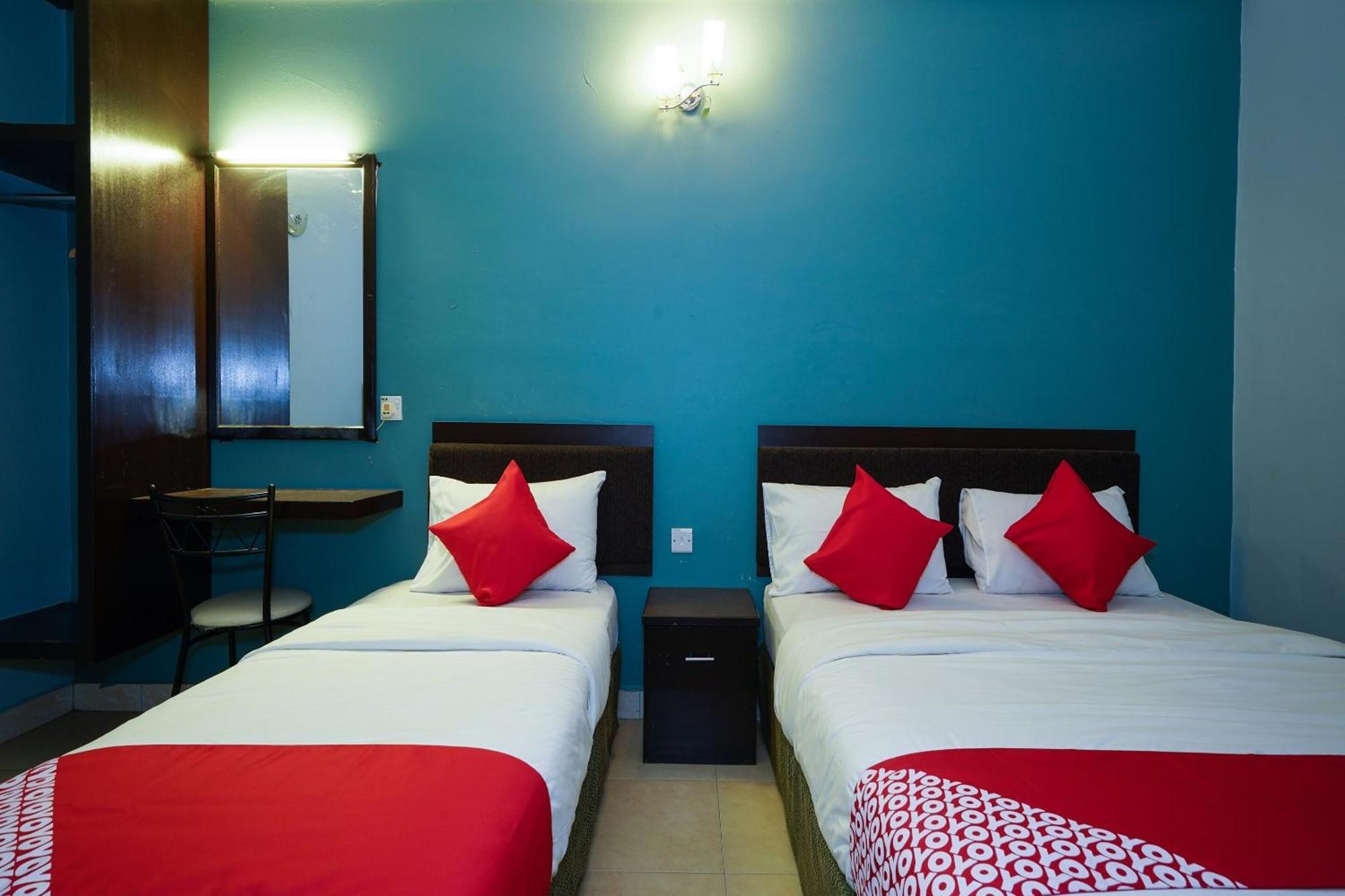 Hotel O Hotel Orchard Inn Lumut Kültér fotó