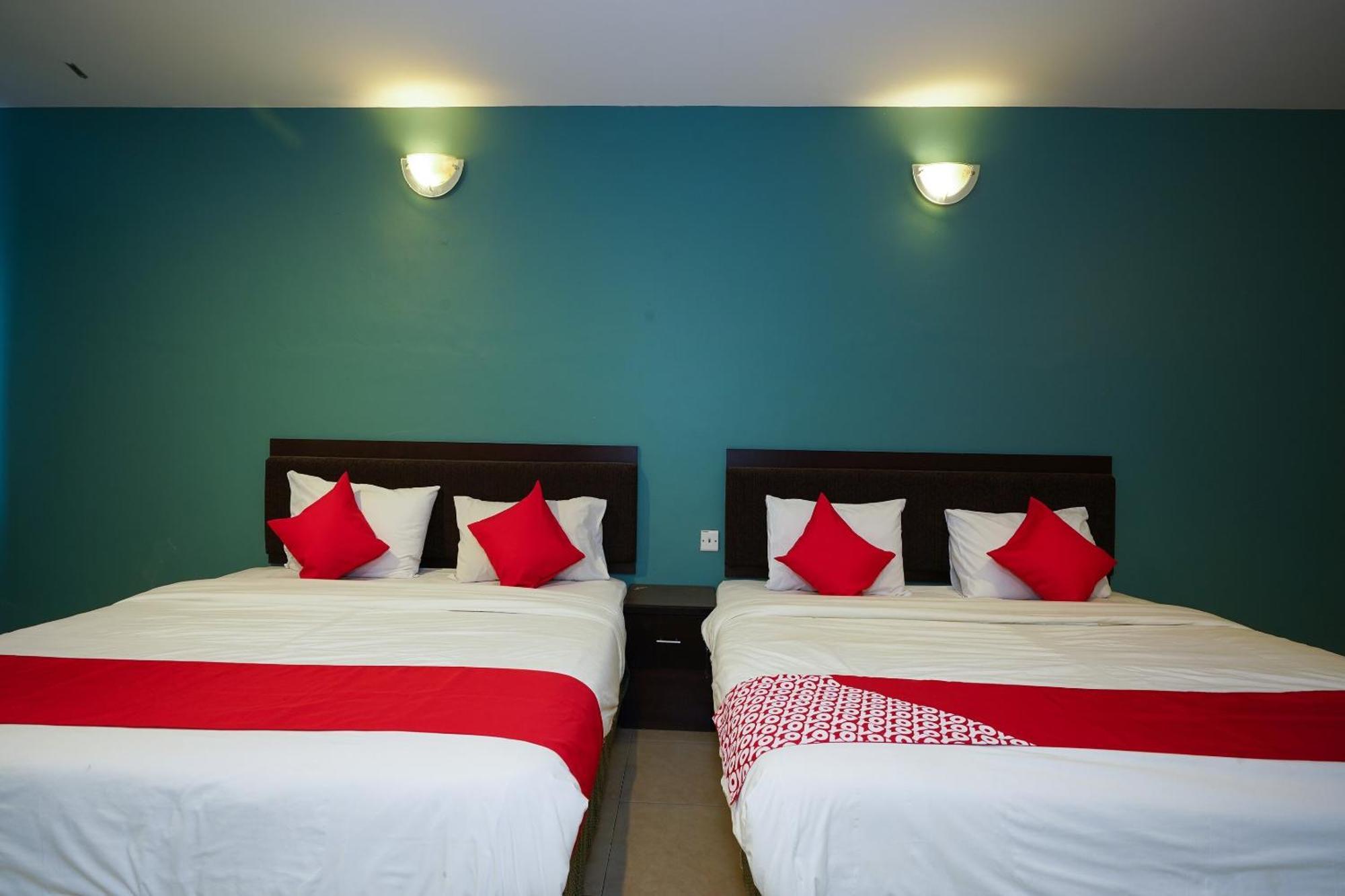 Hotel O Hotel Orchard Inn Lumut Kültér fotó
